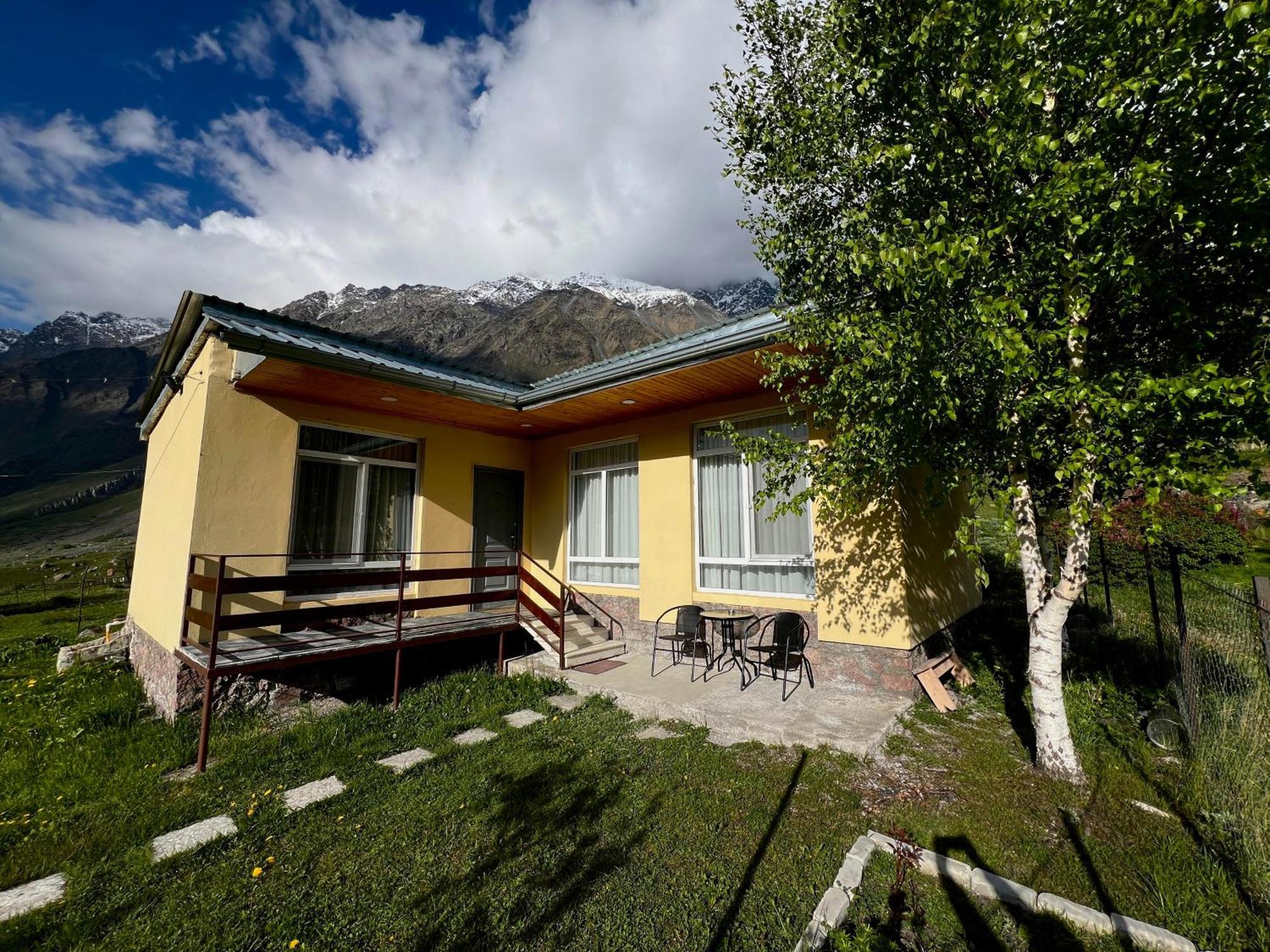 Mountain Kazbegi Apartment Dış mekan fotoğraf